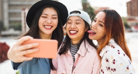 オウンドメディア・SNSでの情報発信